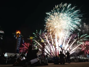 祈りのまち糸満で<br> 平和への願いを夜空に打上げたい！